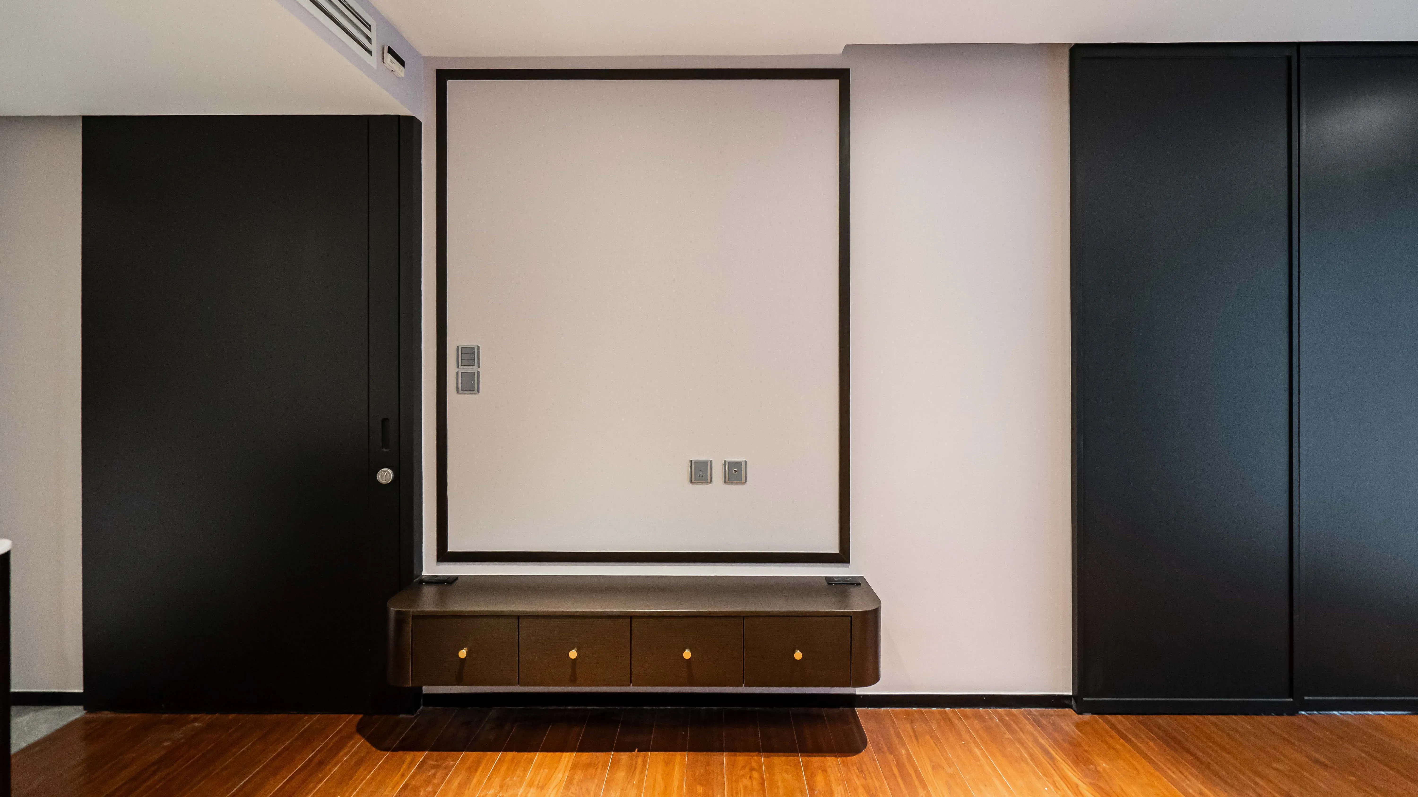 image-cover-living-room-real