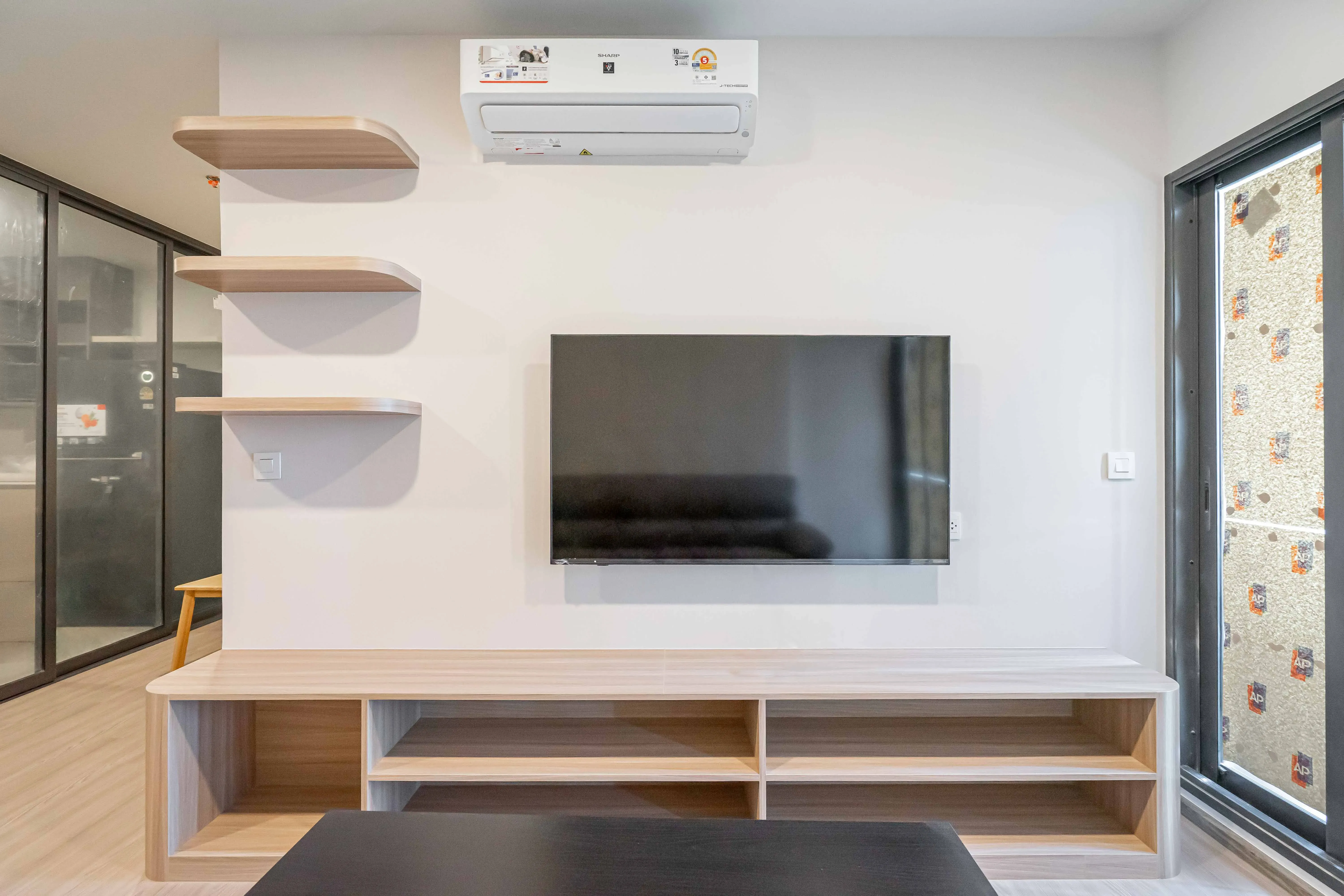 image-cover-living-room-real