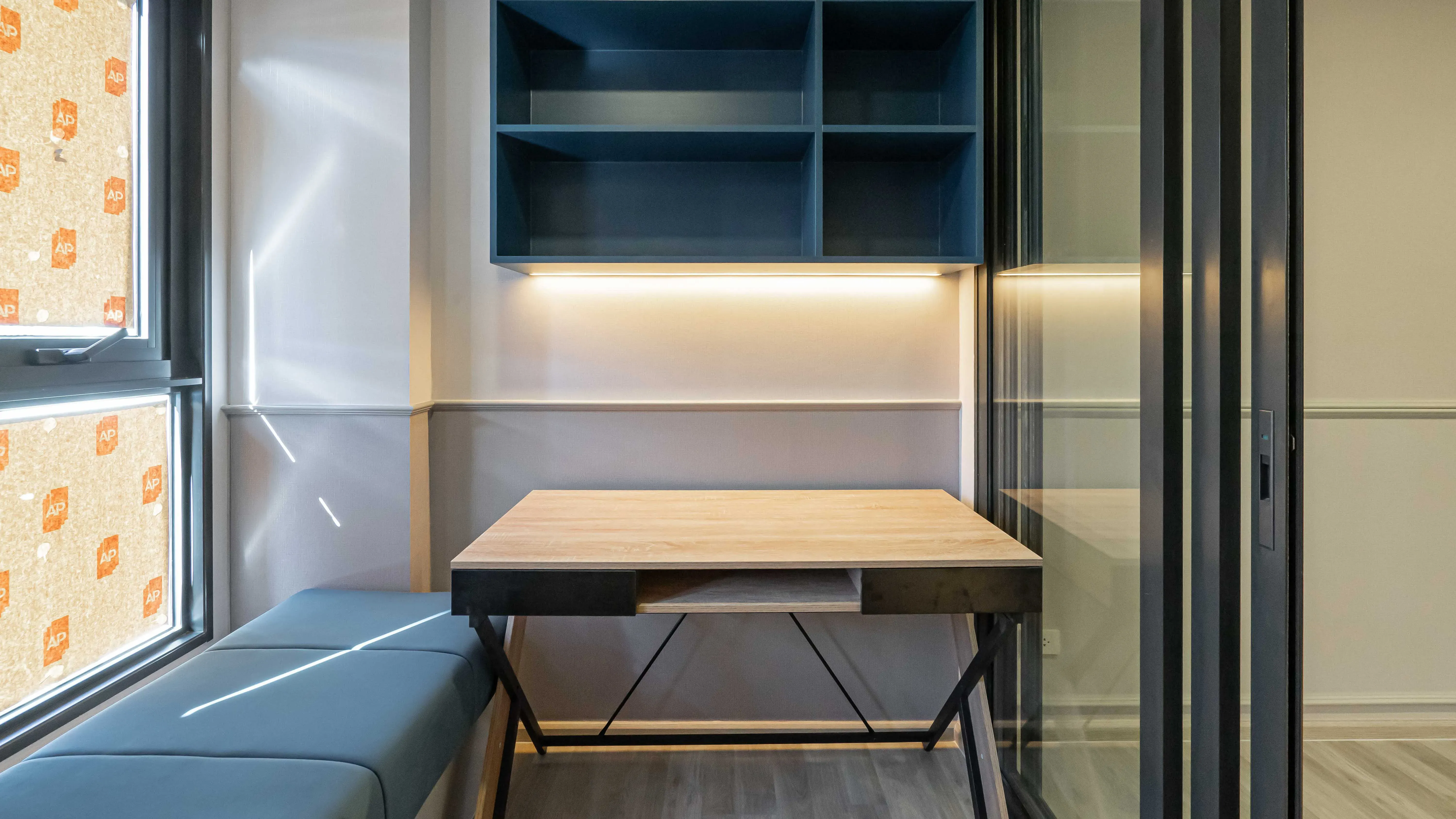 image-cover-working-room-real