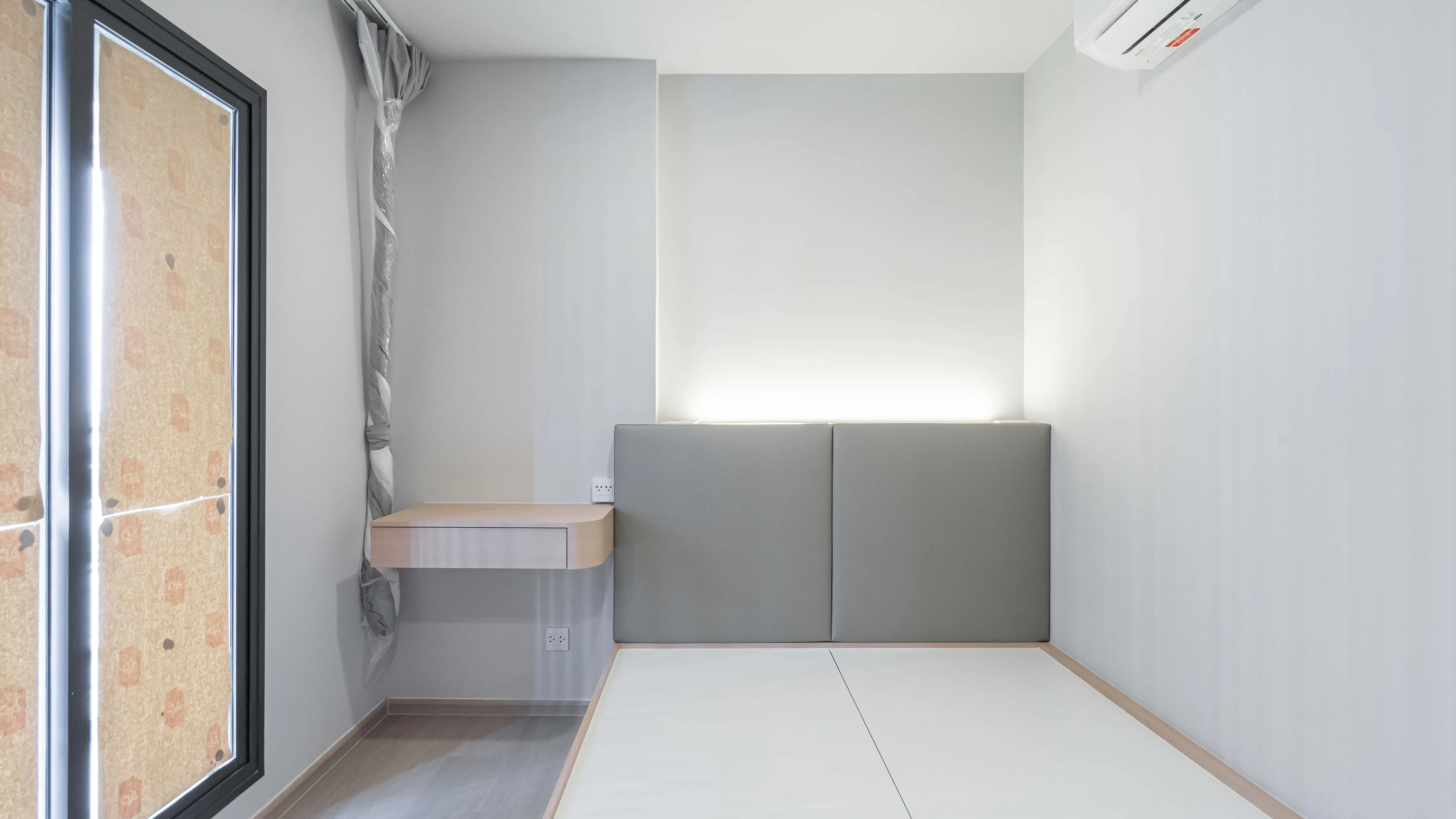 image-cover-bed-room-real
