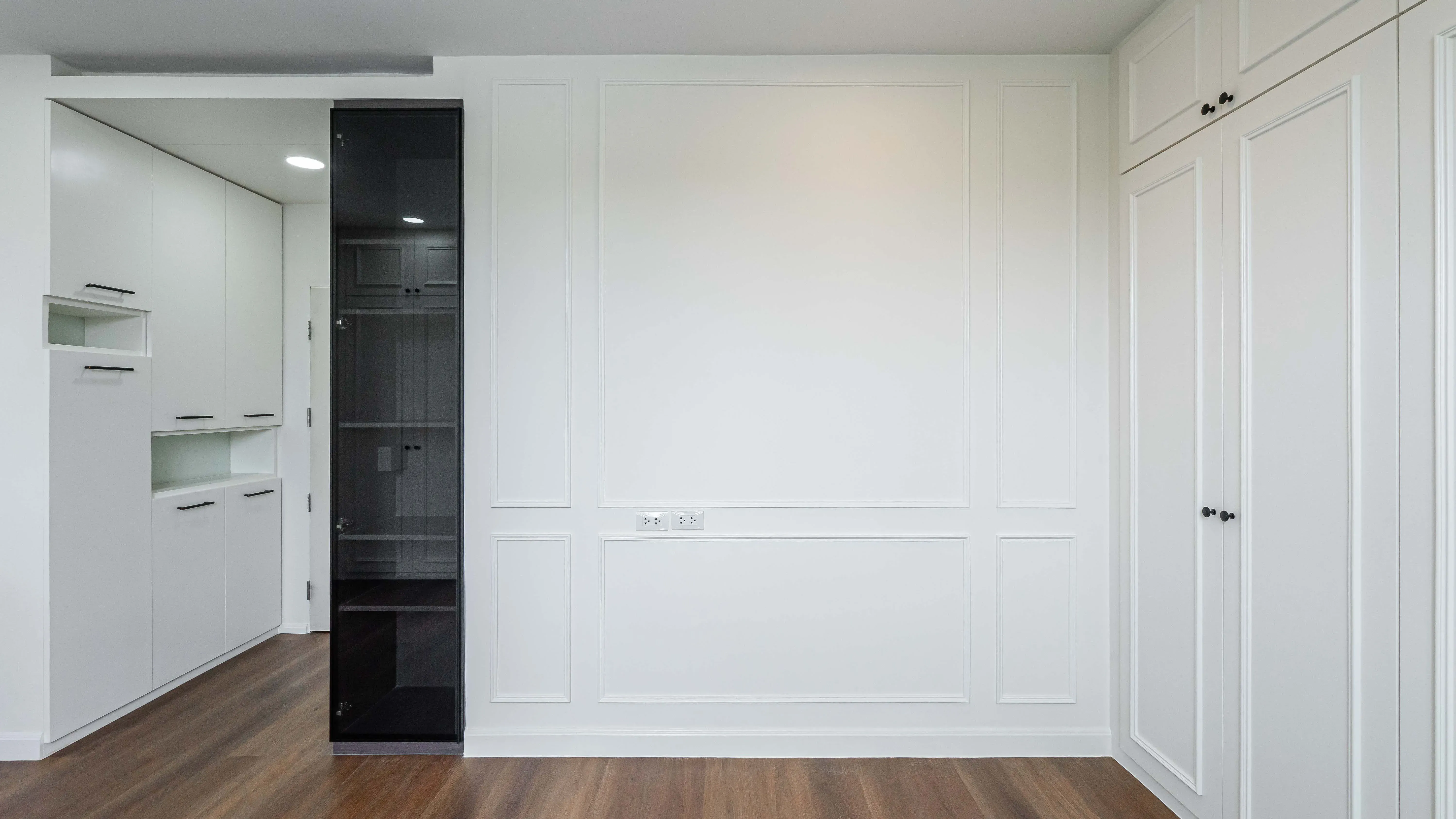 image-cover-bed-room-real