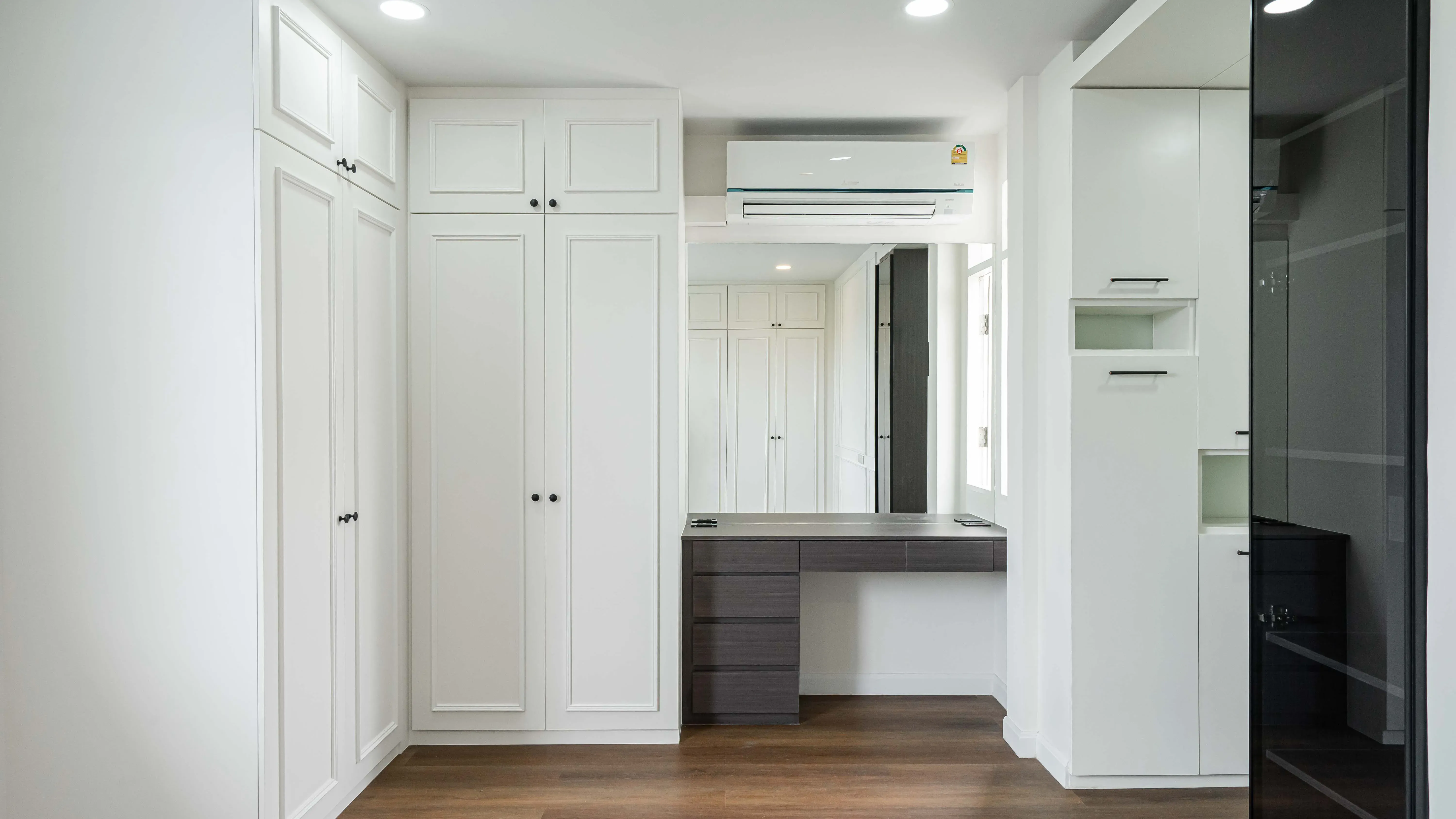 image-cover-bed-room-real