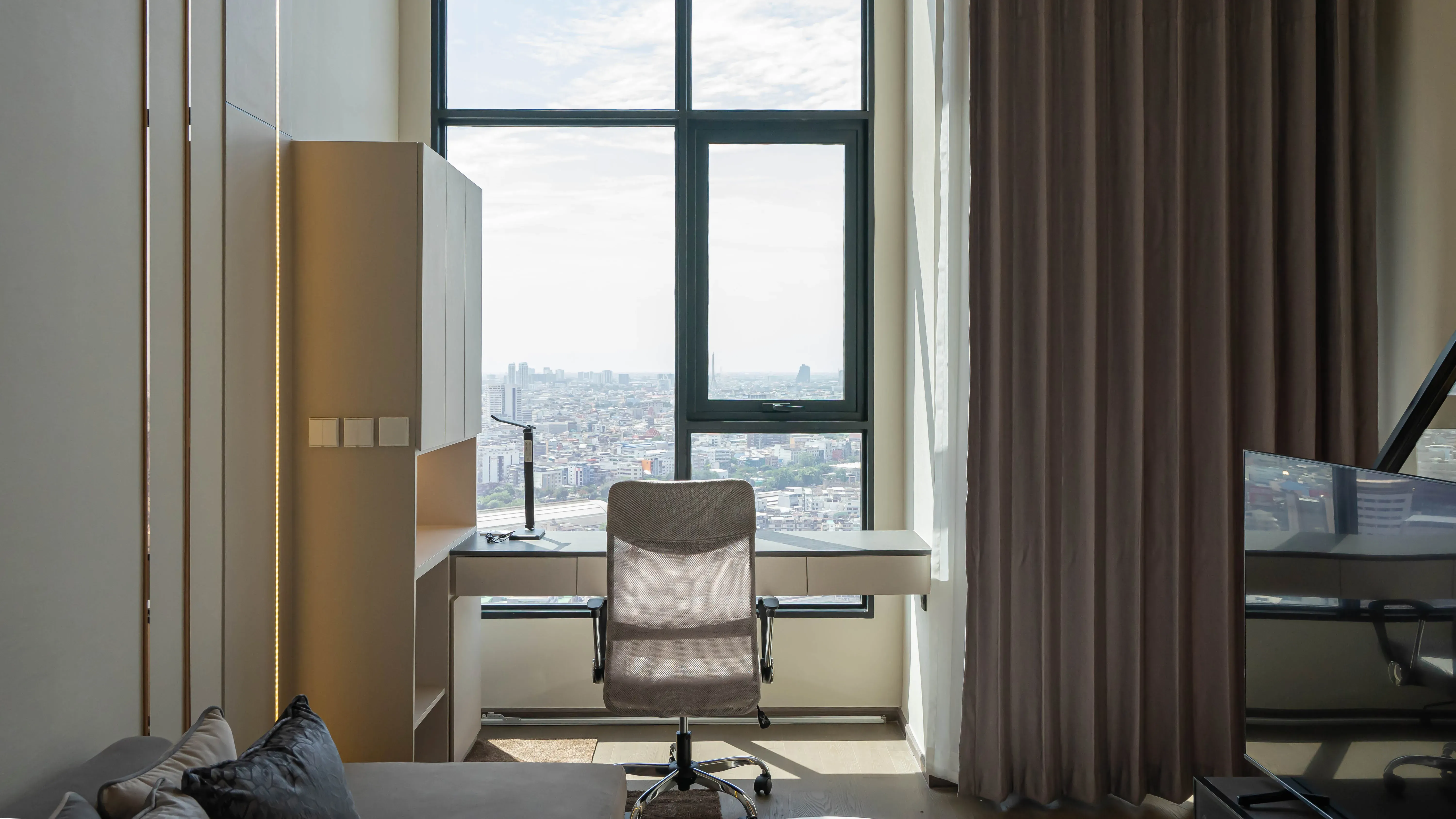image-cover-living-room-real