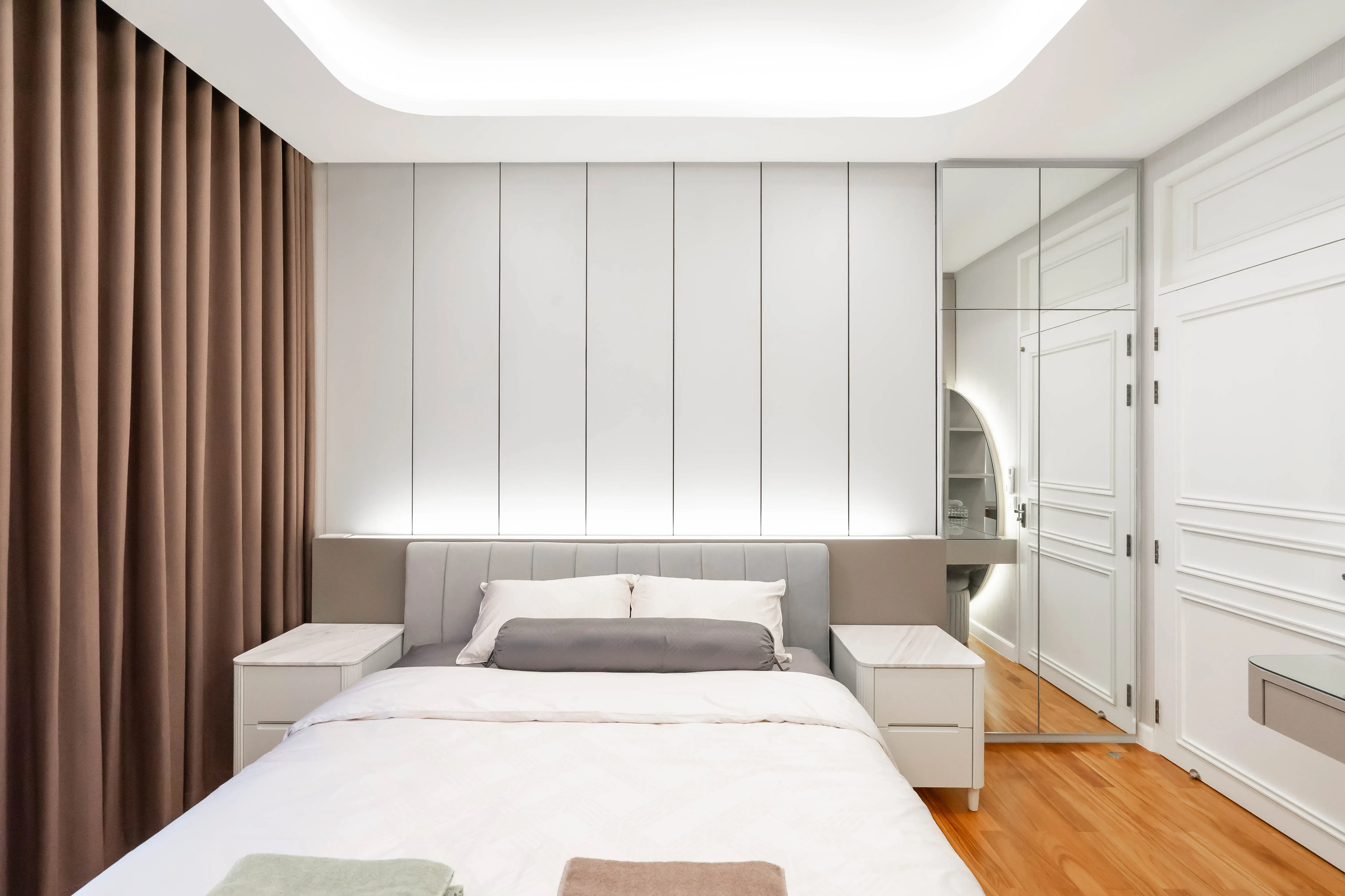 image-cover-bed-room-real