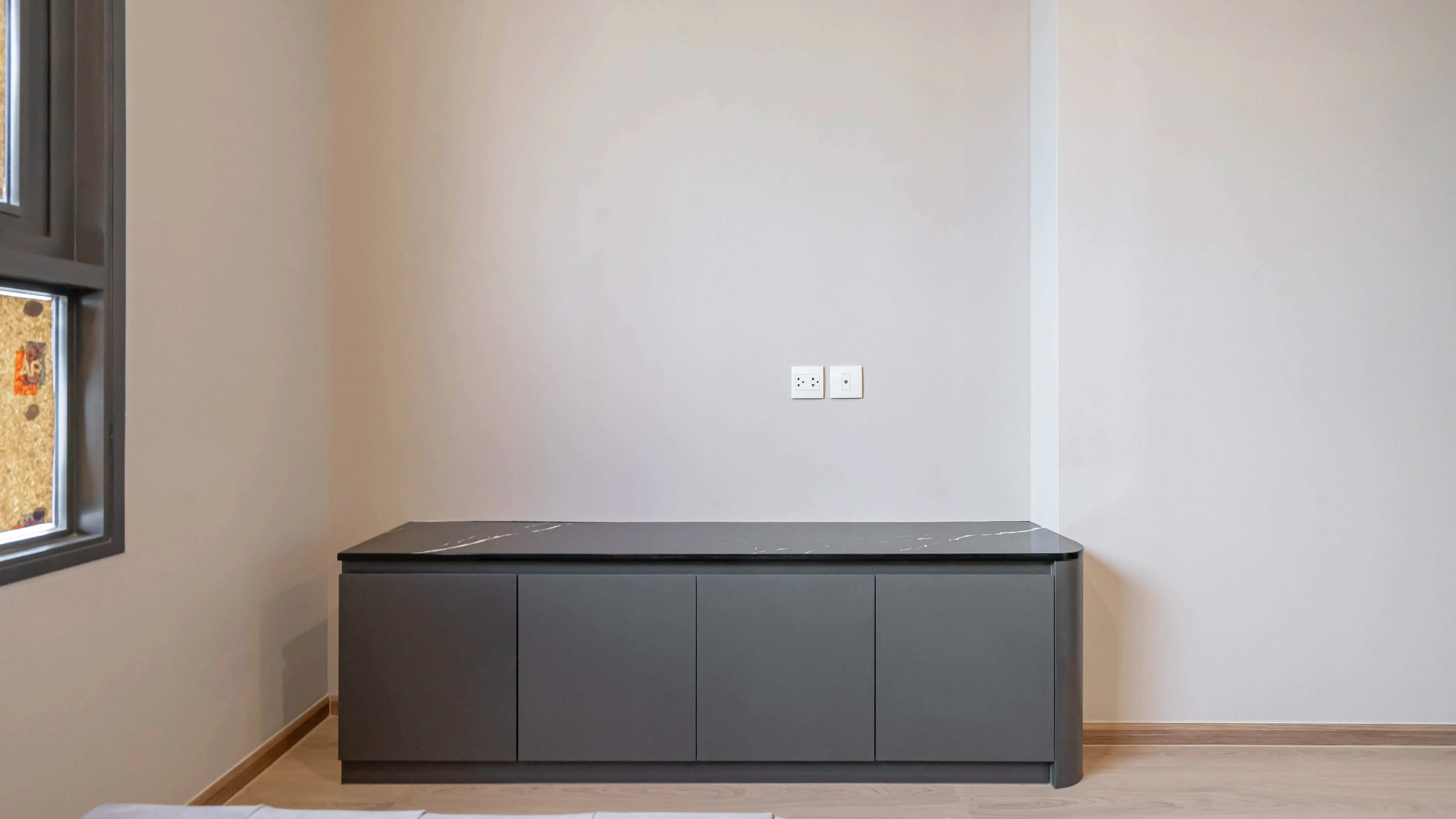 image-cover-real-bed-room