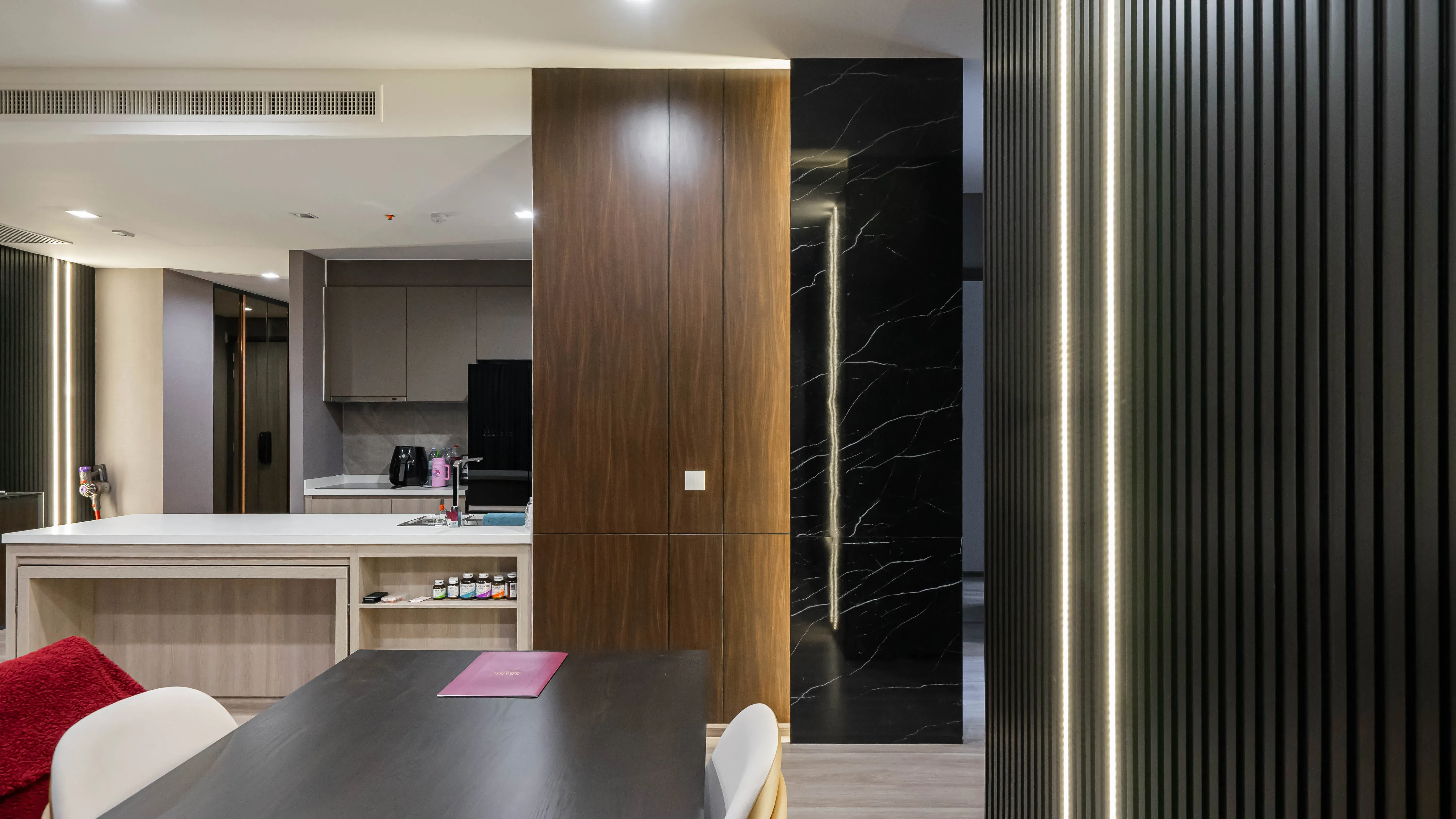 image-cover-real-living-room