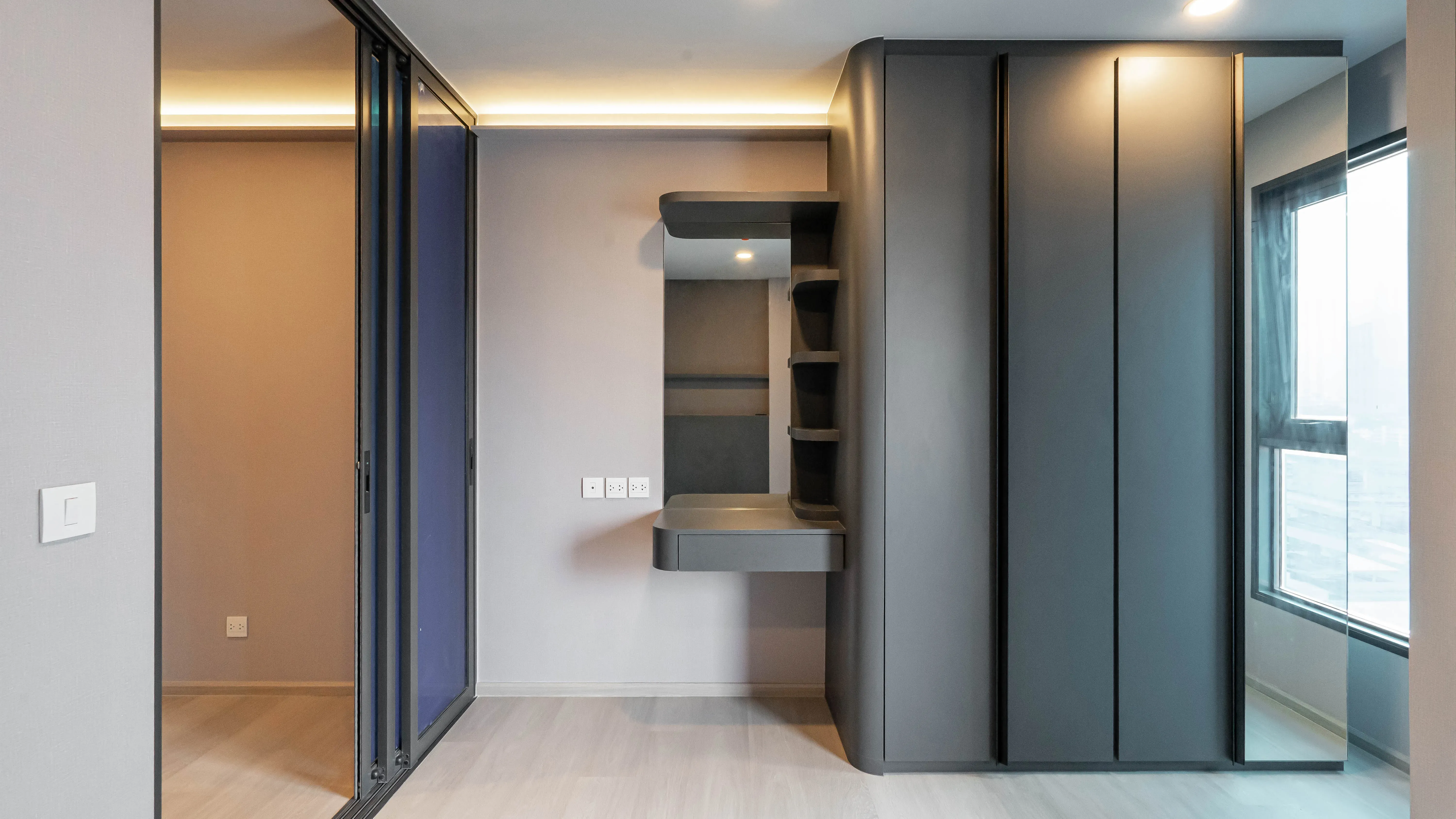 image-cover-bed-room-real