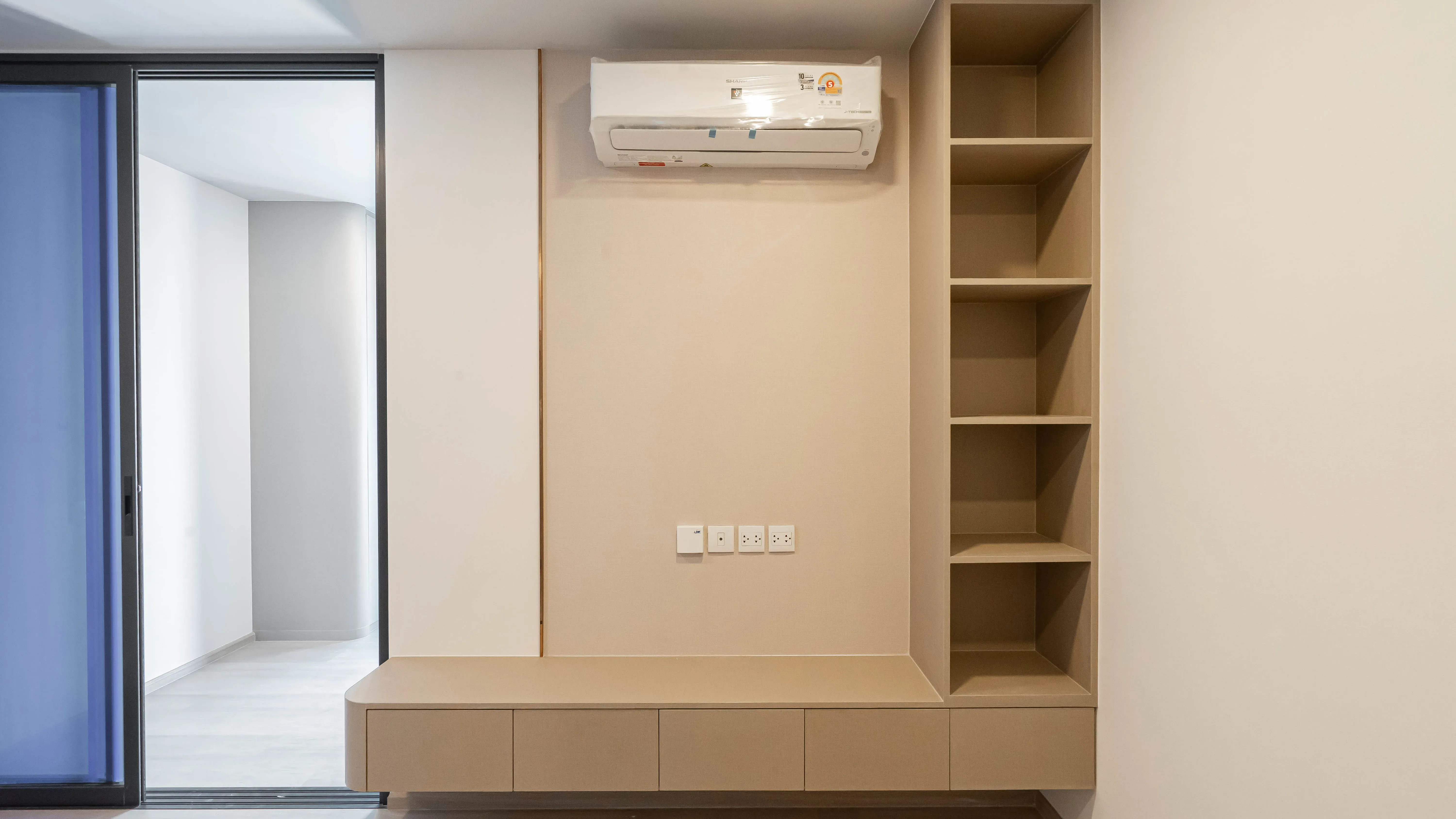 image-cover-living-room-real