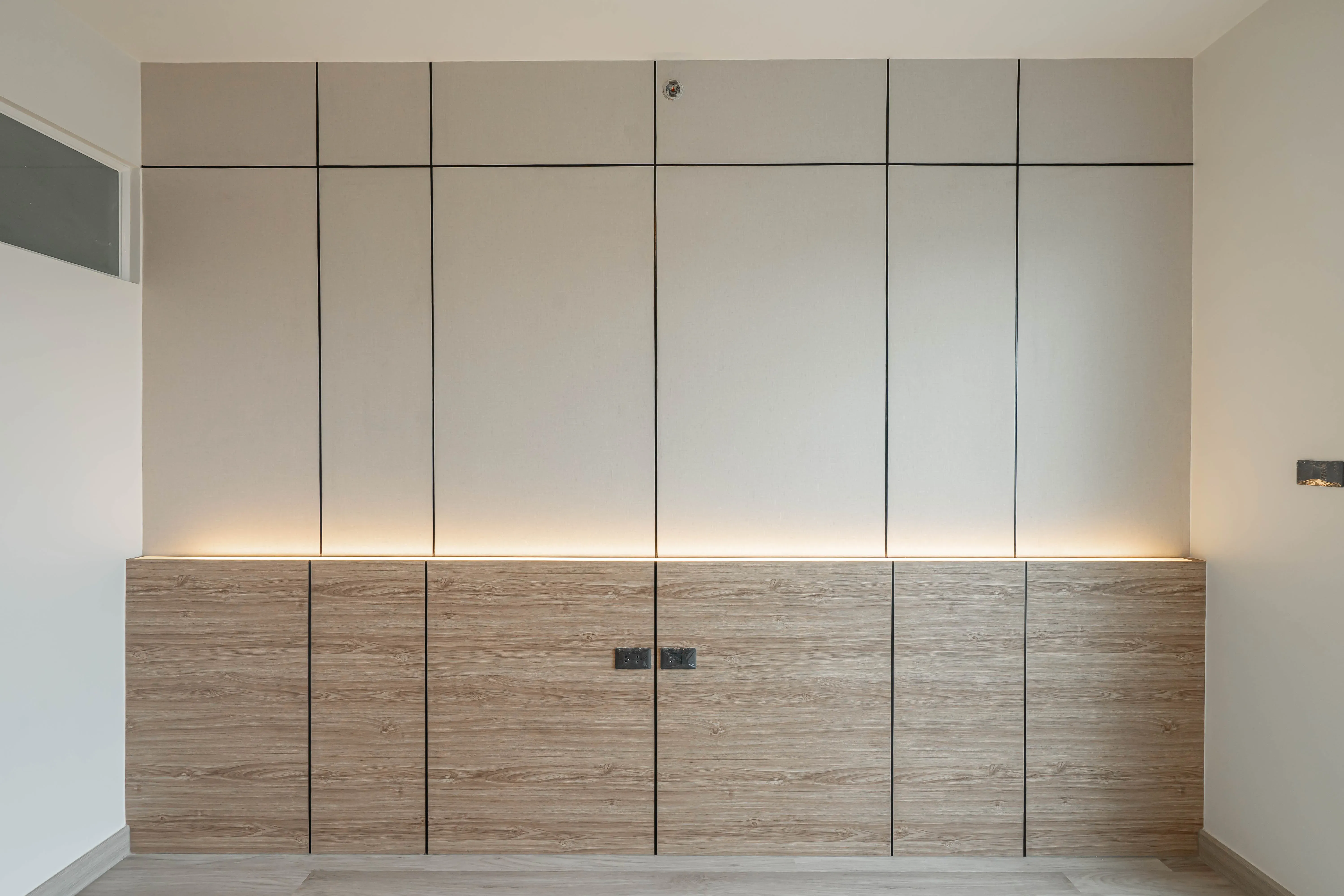 image-cover-bed-room-real