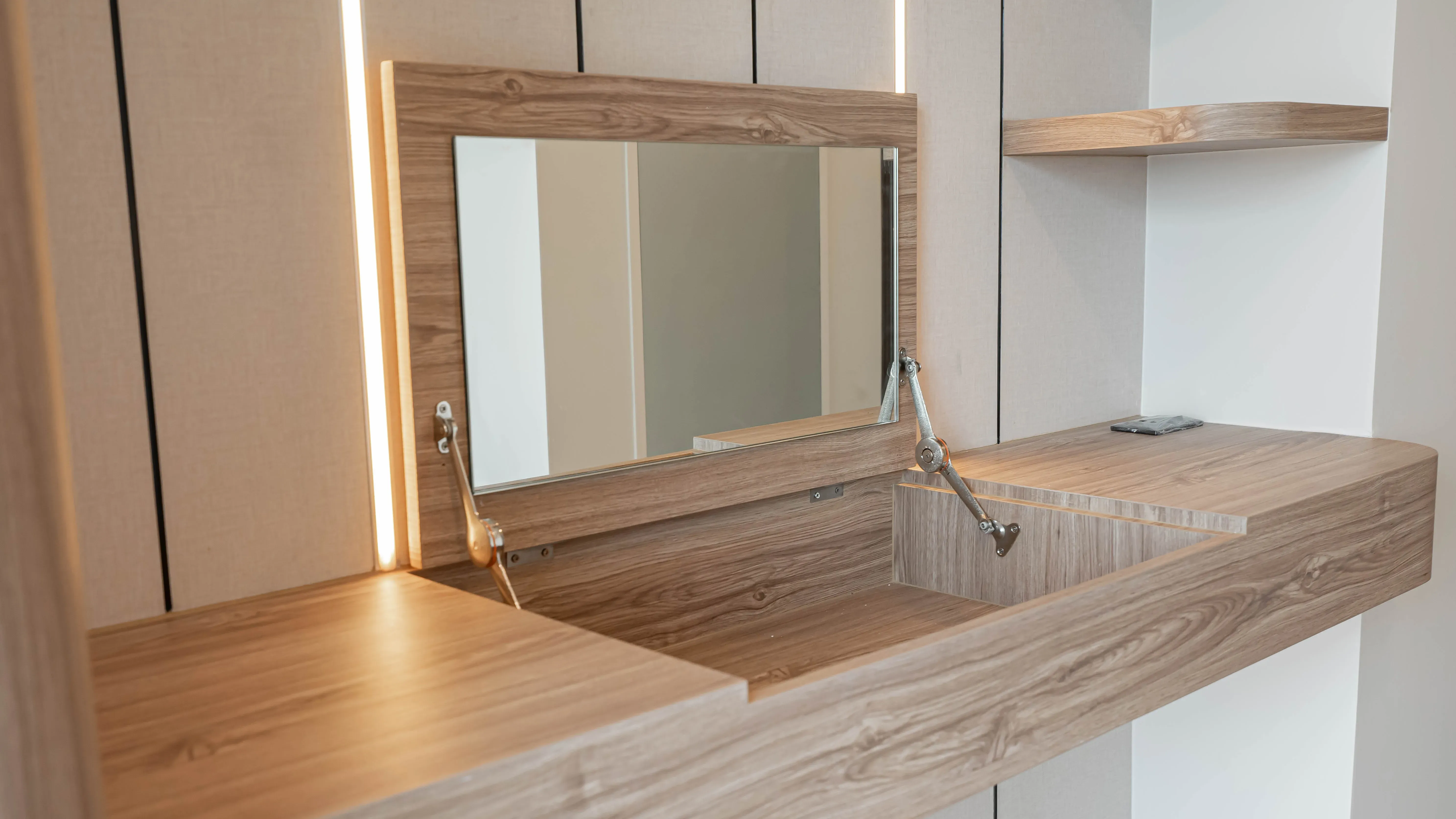 image-cover-real-bed-room