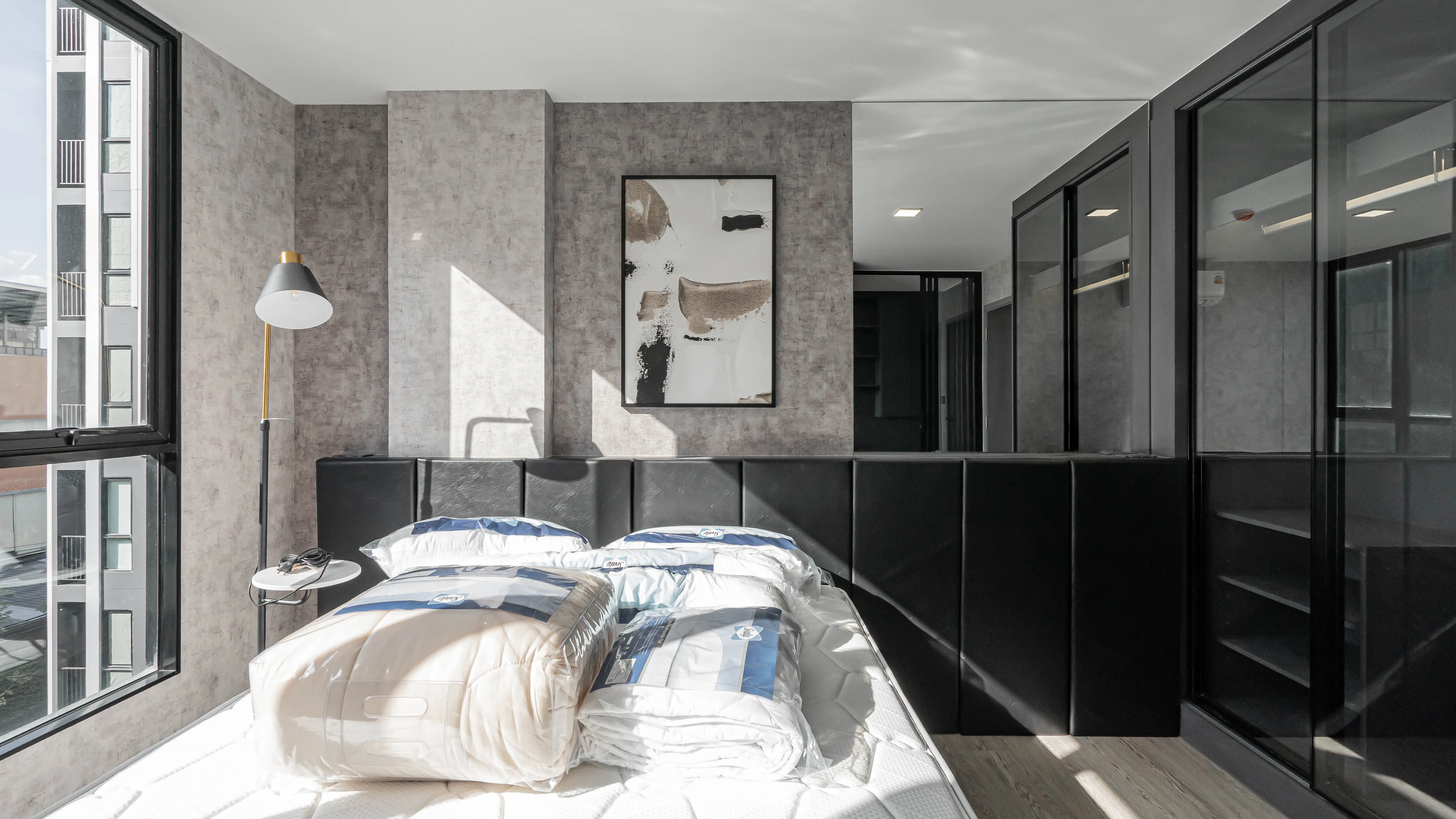 image-cover-real-bed-room