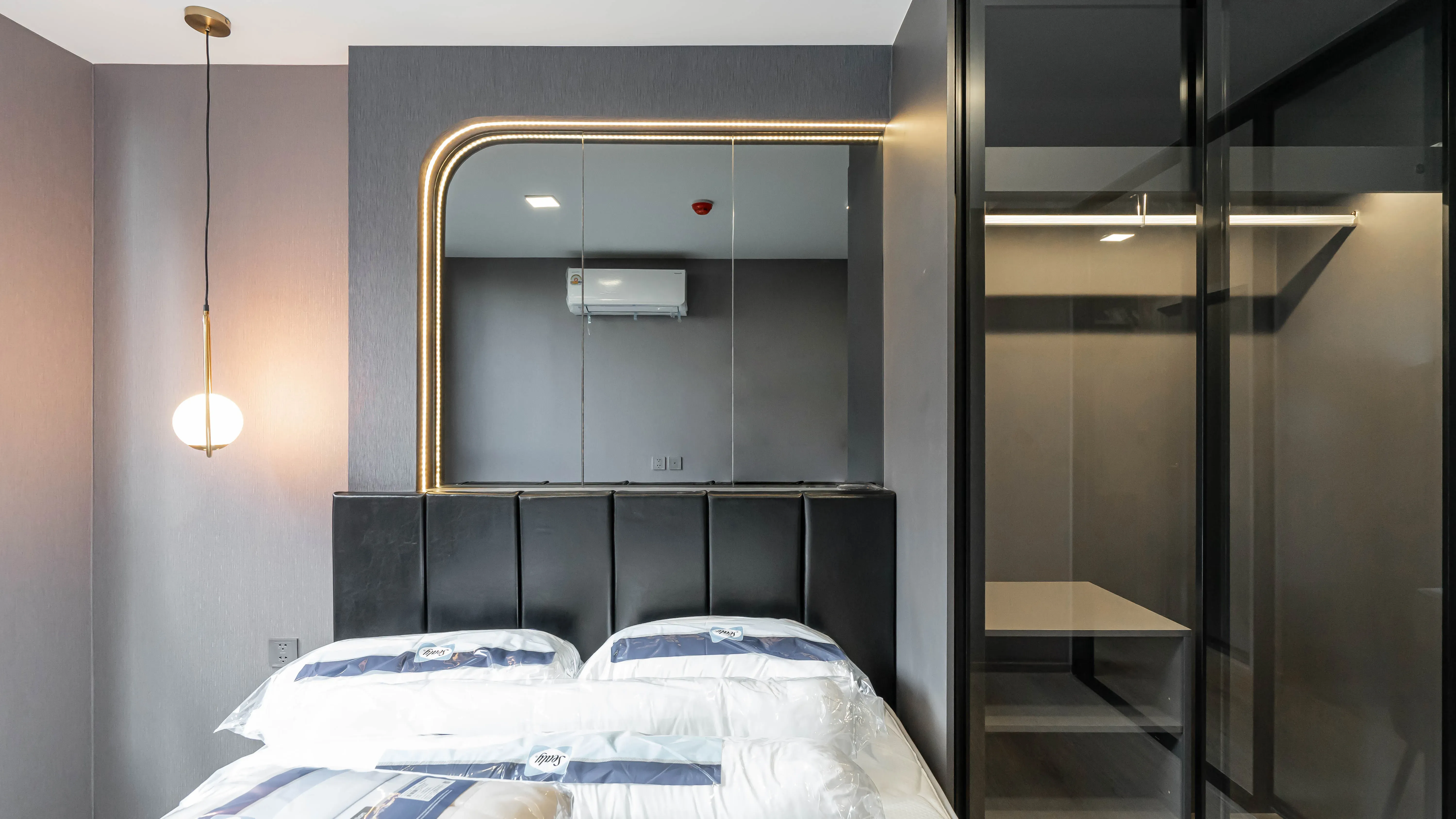 image-cover-real-bed-room