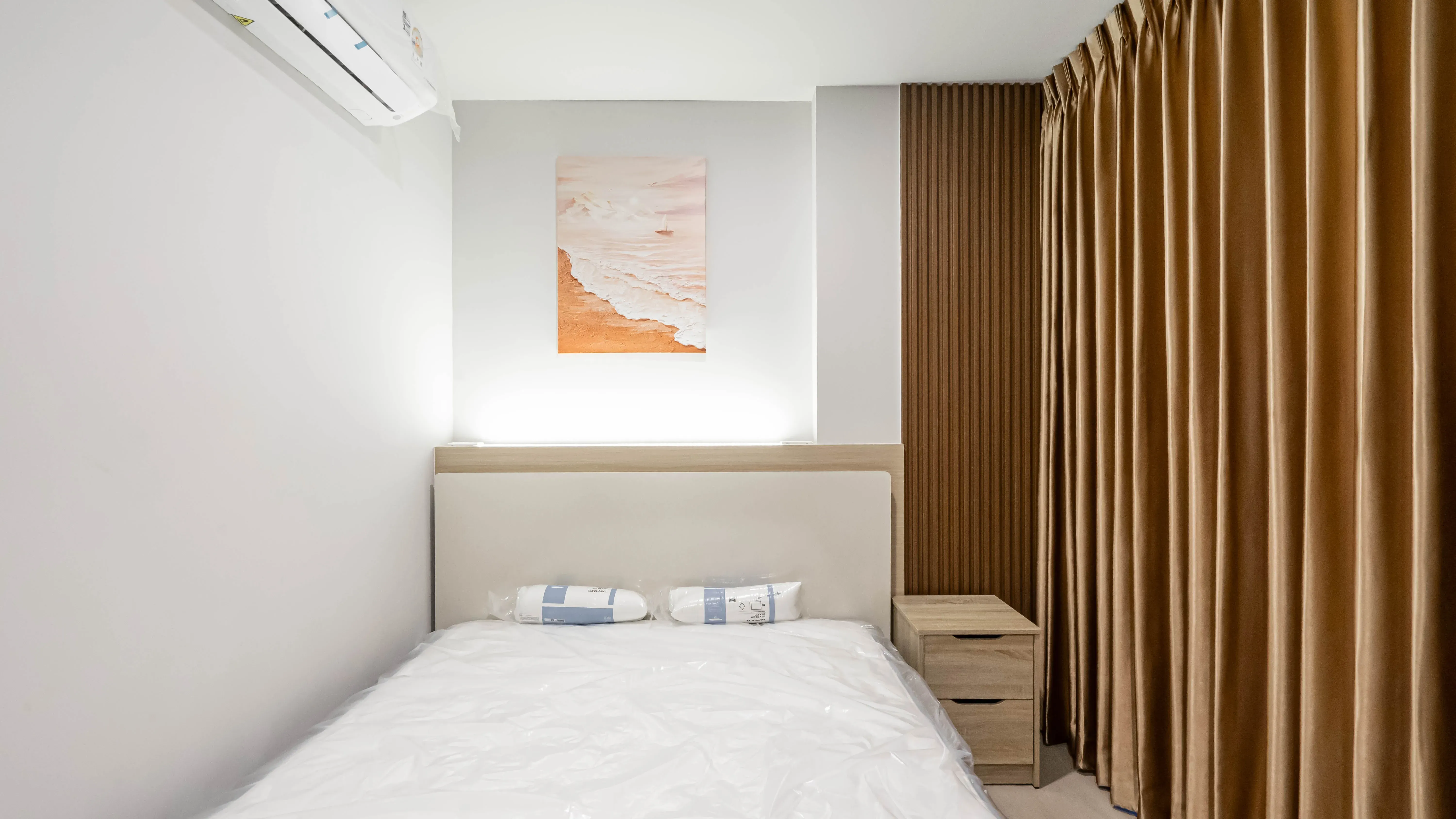 image-cover-bed-room-real